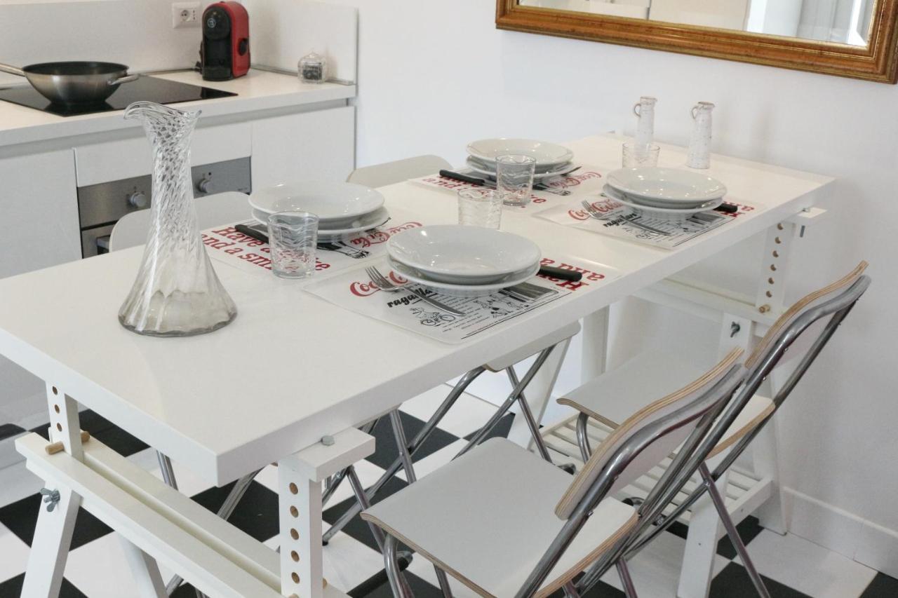 Dolce Loft Lägenhet Bari Exteriör bild